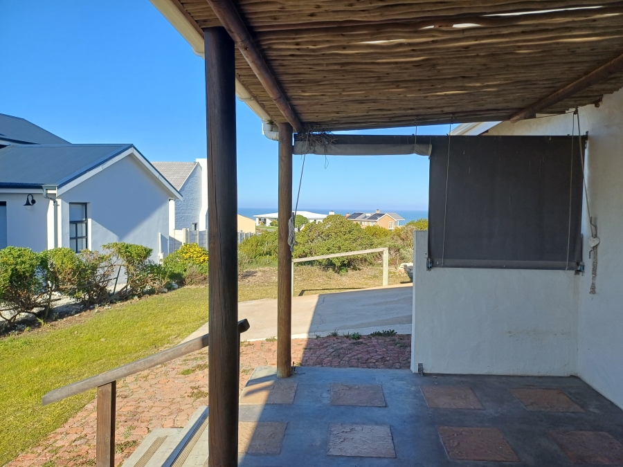 To Let 2 Bedroom Property for Rent in Oceanview Heights Western Cape